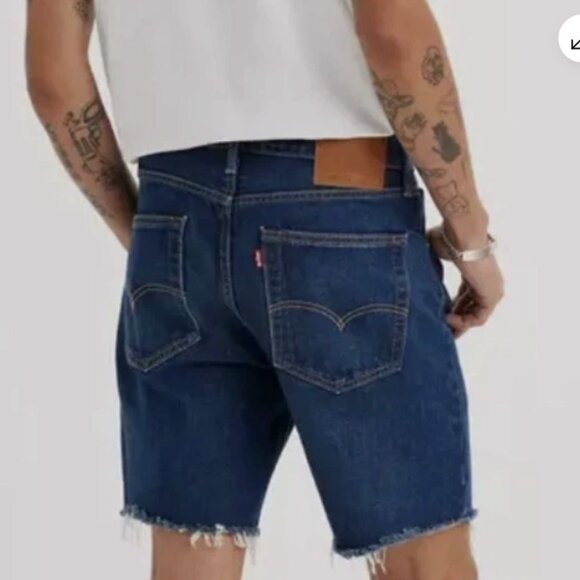 Levi's 501 Premium Denim Shorts Mens 31 Button Fly Cut-off Jeans Medium Wash NEW - Picture 2 of 14